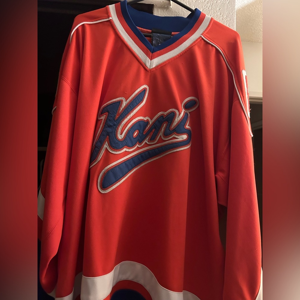 Karl kani 90’s sweatshirt.
